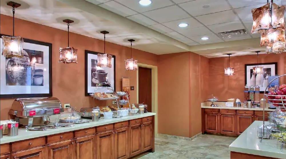 Hampton Inn & Suites Scottsdale At Talking Stick Exteriér fotografie