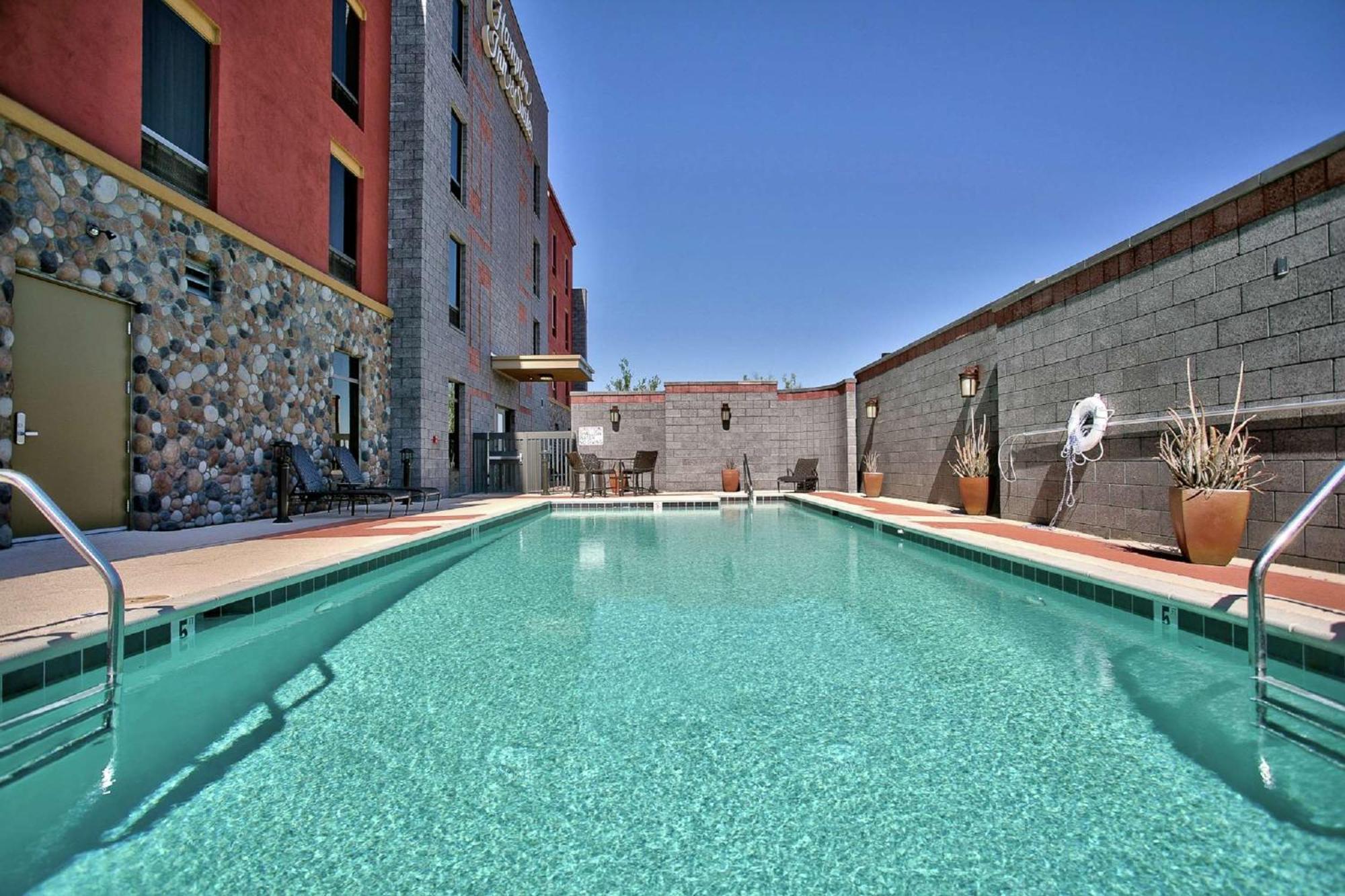 Hampton Inn & Suites Scottsdale At Talking Stick Exteriér fotografie